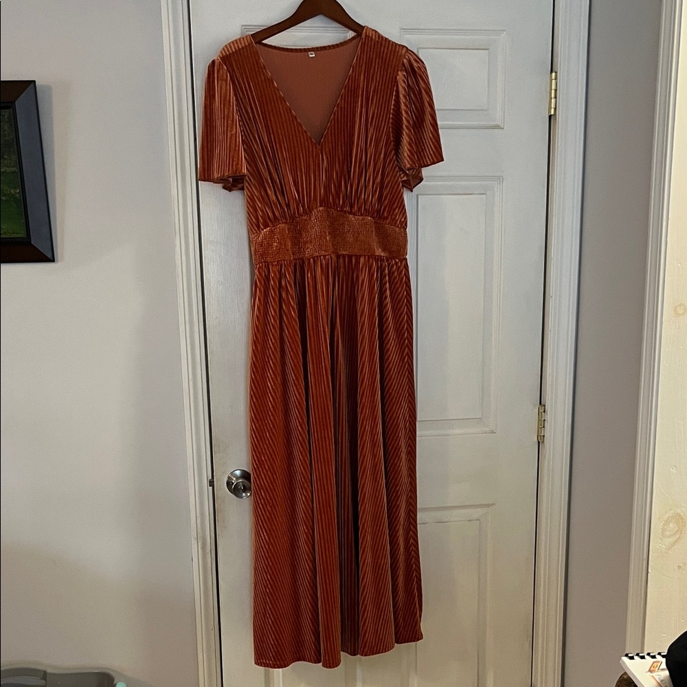Amazon Rust Pleated Maxi Dress